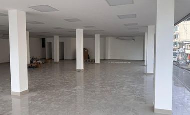 Edificio de venta en manta zona sur R/B