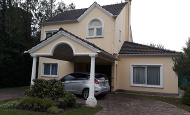 Casa en Venta Las Praderas de Lujan
