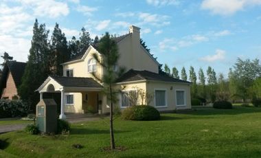 Casa en Venta Las Praderas de Lujan