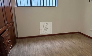 CASA EN RENTA, ROJAS, CUMBAYÁ, 4 DORMITORIOS, INDEPENDIENTE
