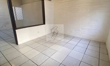 CASA EN RENTA, ROJAS, CUMBAYÁ, 4 DORMITORIOS, INDEPENDIENTE