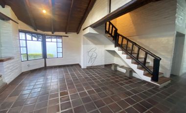 CASA EN RENTA, ROJAS, CUMBAYÁ, 4 DORMITORIOS, INDEPENDIENTE