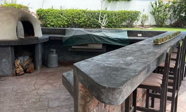 HERMOSA CASA EN ZONA EXCLUSIVA  DE LA ENCANTADA DE VILLA - CHORRILLOS