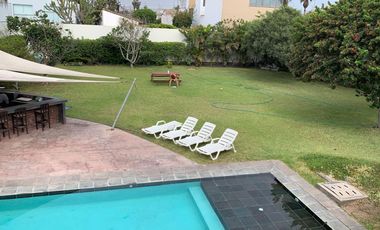 HERMOSA CASA EN ZONA EXCLUSIVA  DE LA ENCANTADA DE VILLA - CHORRILLOS