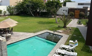 HERMOSA CASA EN ZONA EXCLUSIVA  DE LA ENCANTADA DE VILLA - CHORRILLOS