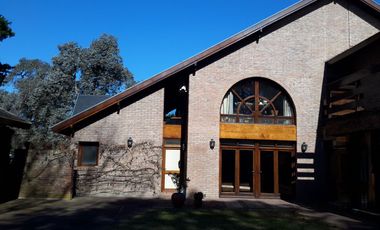 Venta Casa 9 Amb. en Club Campos de Golf Las Praderas de Lujan