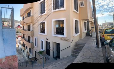 Edificio de Departamentos en Venta, En Colonia Lomas de la Soledad