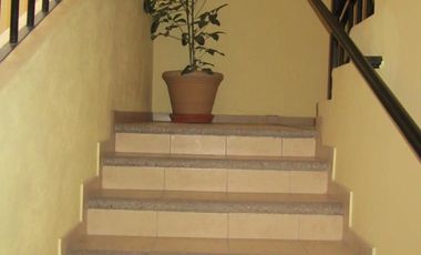 Edificio de Departamentos en Venta, En Colonia Lomas de la Soledad