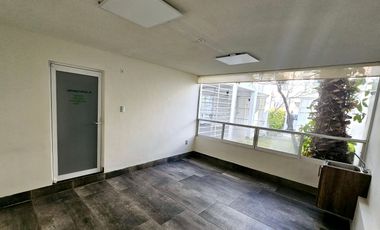 Casa comercial (oficina) EN VENTA en Jardines del Moral, León, Guanajuato