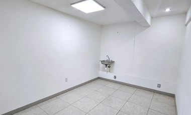 Casa comercial (oficina) EN VENTA en Jardines del Moral, León, Guanajuato