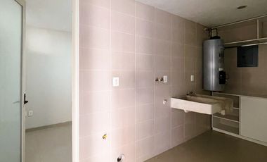 Residencia en Renta en Coto Villa Verona, Zona Dorada Zapopan.