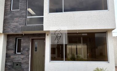ARRIENDO CASA TUMBACO RUTA VITA, 3 DORMITORIOS