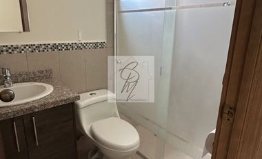 ARRIENDO CASA TUMBACO RUTA VITA, 3 DORMITORIOS