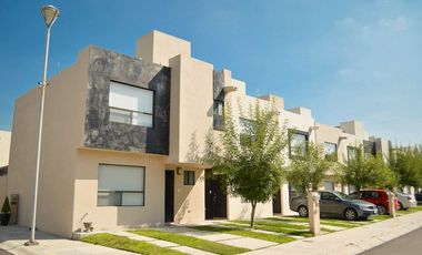 Casa en Renta en Sonterra Querétaro | 3 Recámaras + Estudio | $10,200 MXN