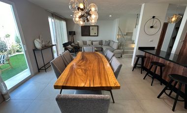 Casa con jardín en La Vista Residencial, Querétaro.