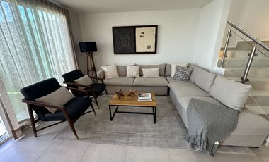 Casa con jardín en La Vista Residencial, Querétaro.