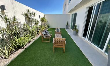 Casa con jardín en La Vista Residencial, Querétaro.