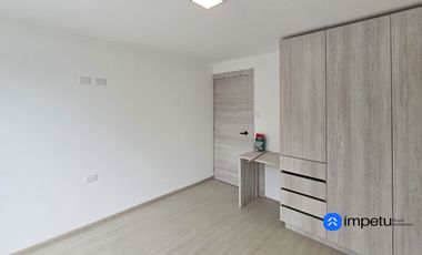 Se vende casa unifamiliar en Amable María, aplican a crédito VIP con la tasa del 4,87 % a 25 años plazo, zona residencial y segura, calles