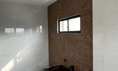 Casa en venta, Urb. El Condado - AV. León Febres Cordero