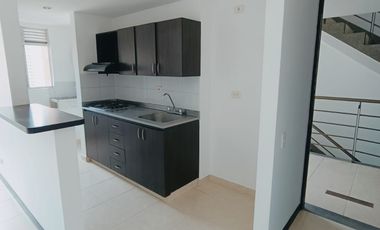 SE ARRIENDA APARTAMENTO EN SURAMERICA. LA ESTRELLA