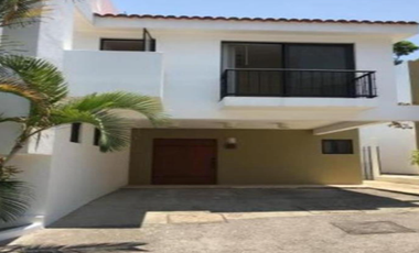 HERMOSA CASA EN VENTA EN PRIV CANANEA 205 INT2, LOMAS DE LA SELVA, 62145, MORELOS CUERNAVACA.