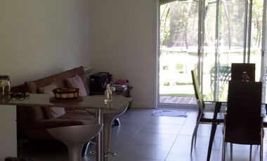 Venta Dúplex en C. C. de Golf Las Praderas de Lujan