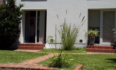 Venta Dúplex en C. C. de Golf Las Praderas de Lujan