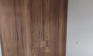 Casa de 3 Pisos en Renta, Querétaro, El Encino Residencial & Golf ¡Tu nuevo hogar!