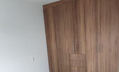 Casa de 3 Pisos en Renta, Querétaro, El Encino Residencial & Golf ¡Tu nuevo hogar!
