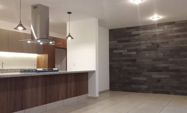 Casa de 3 Pisos en Renta, Querétaro, El Encino Residencial & Golf ¡Tu nuevo hogar!
