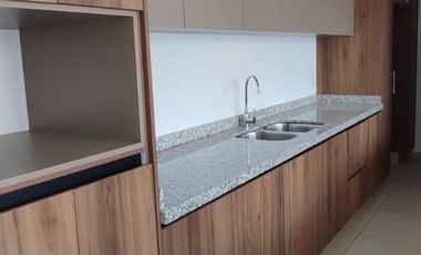 Casa de 3 Pisos en Renta, Querétaro, El Encino Residencial & Golf ¡Tu nuevo hogar!