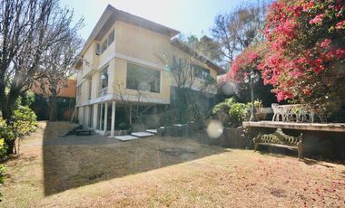 CASA EN REMATE EN FUENTES DEL PEDREGAL CDMX