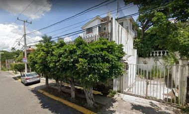 Casa En Venta En Paseo De Los Burgos 8, Burgos Cuernavaca, Tres De Mayo