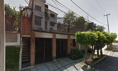 Casa En Venta En Paseo De Los Burgos 8, Burgos Cuernavaca, Tres De Mayo