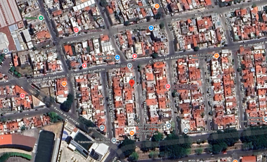CASA EN CALLE OBISPO FILÁNTROPO, COL. FRAY ANTONIO DE SAN MIGUEL IGLESIAS, MORELIA. ¡NO CRÉDITOS!