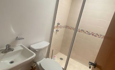 Casa en renta en Av. LERMA, salida rápida a CDMX.