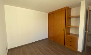 Casa en renta en Av. LERMA, salida rápida a CDMX.