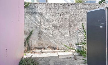 OPORTUNIDAD ÚNICA – CASA COMERCIAL EN MIRAFLORES BAJO