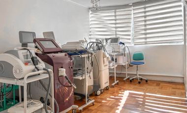 OPORTUNIDAD ÚNICA – CASA COMERCIAL EN MIRAFLORES BAJO