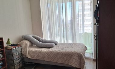 VENDO AMPLIO DEPARTAMENTO - LA CISTERNA