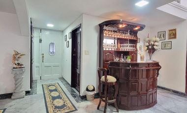 VENTA CASA EN LOS ALAMOS RIOBAMBA