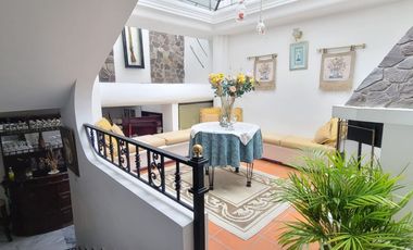 VENTA CASA EN LOS ALAMOS RIOBAMBA