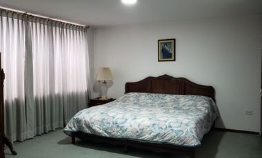 VENTA CASA EN LOS ALAMOS RIOBAMBA