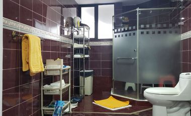 VENTA CASA EN LOS ALAMOS RIOBAMBA