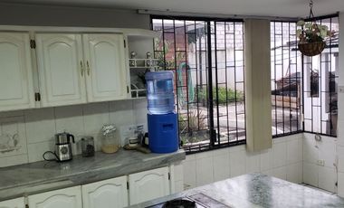 VENTA CASA EN LOS ALAMOS RIOBAMBA