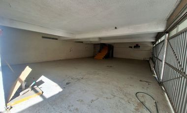CASA COMERCIAL EN RENTA EN ESQUINA EN LA ARBIDE LEÓN GTO IDEAL PARA OFICINAS, ESCUELA, ACADEMIA, SPA, CONSULTORIOS A DOS CALLES DE AV. NICARAGUA