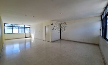 CASA COMERCIAL EN RENTA EN ESQUINA EN LA ARBIDE LEÓN GTO IDEAL PARA OFICINAS, ESCUELA, ACADEMIA, SPA, CONSULTORIOS A DOS CALLES DE AV. NICARAGUA