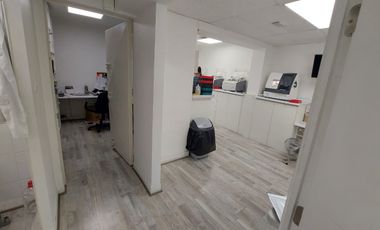 GRAN LOCAL CENTRICO, 262 M2 EN DOS NIVELES, AMPTO TODO COMERCIO