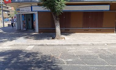 GRAN LOCAL CENTRICO, 262 M2 EN DOS NIVELES, AMPTO TODO COMERCIO