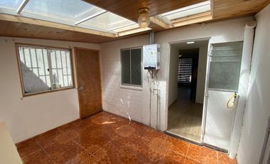 SE VENDE PROPIEDAD DE MATERIAL SOLIDO, SAN ANTONIO